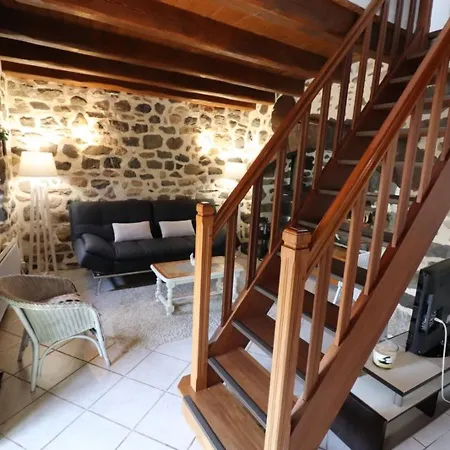 Ferienhaus Maison De Caractere, 4 Pers, Cheminee, Cour Fermee, Proche Activites Nautiques Et Thermales - Fr-1-742-223 *